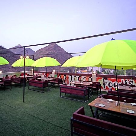 Hotel Raha อุเดเปอร์ ภายนอก รูปภาพ